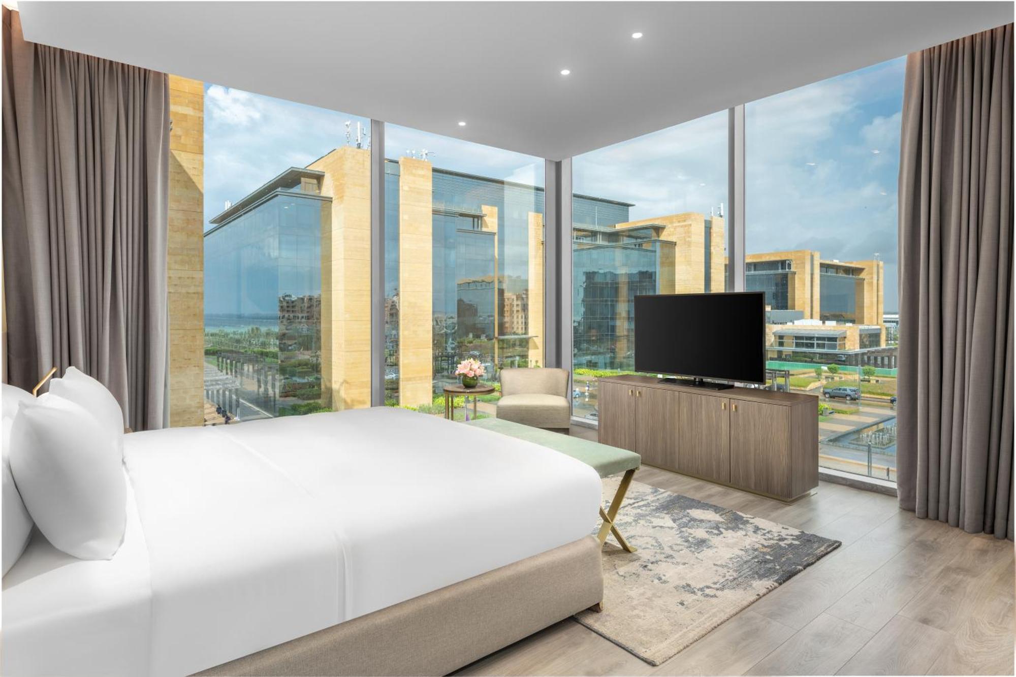 Views Hotel & Residences - Emaar King Abdullah Economic City Екстер'єр фото