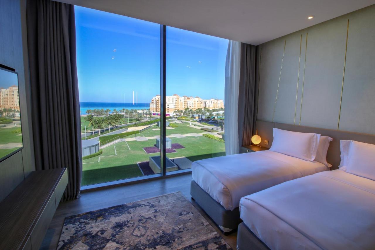Views Hotel & Residences - Emaar King Abdullah Economic City Екстер'єр фото