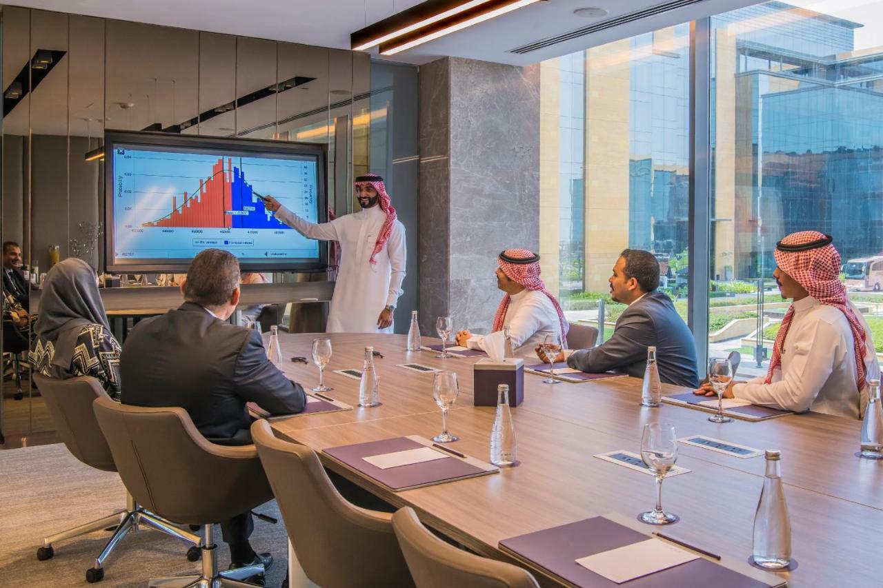 Views Hotel & Residences - Emaar King Abdullah Economic City Екстер'єр фото